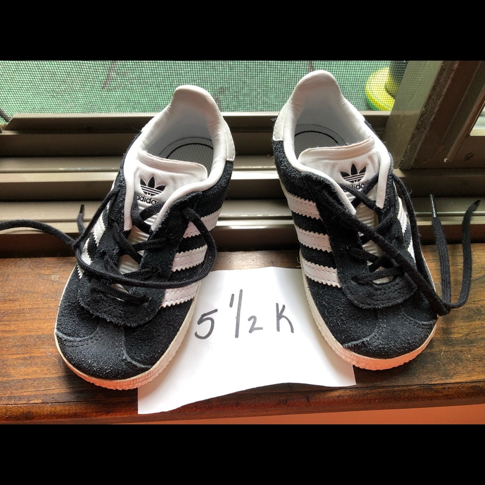 Toddler sneaker-Adidas